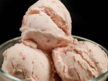 Lody truskawkowe z serka ricotta i mascarpone